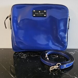🔥SALE - Kate Spade Blue Crossbody Bag with Glossy Finish and Removable Straps